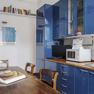 Hotel Piacenza, Milaan